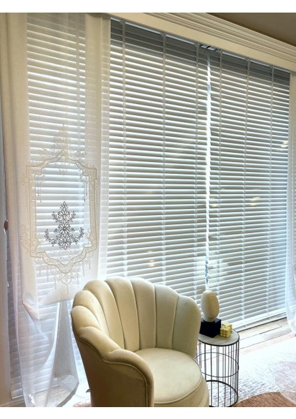 Beyaz %100 Orijinal Ahşap Jaluzi Perde 50 Mm Ofis Modern Ve Tüm Mekanlar Için modelleri