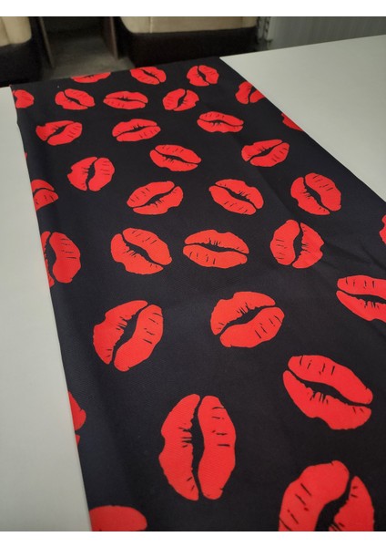 Sevgililer Günü Desen Runner 3 fiyatları