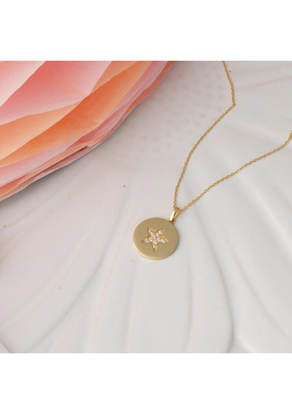 Yıldız Plaka Altın Zincirli Kolye modelleri