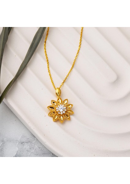 Lotus Çiçeği 22 Ayar Altın Kolye