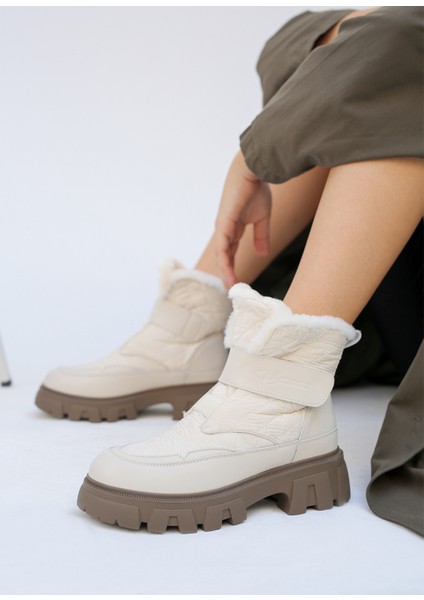 Saveer Deri Kaymaz Taban Ithal Kadın Sneaker Bot G401