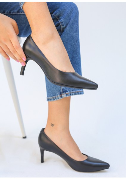 Nihox Deri Esnek Tabanlı Kadın Stiletto R227