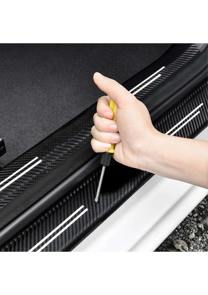 DK Elektronik Toyota Hılux Logolu Karbon Kapı Eşiği Koruyucu Suni Deri 4'lü Set