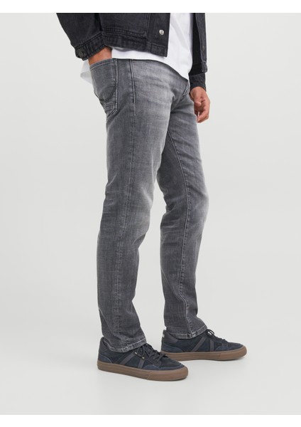 Erkek Tim 674 Slim Fit Jean indirimleri