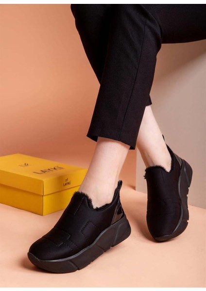 Lussi Siyah Renkli Paraşüt Kumaş Kışlık Içi Tüylü Kadın Spor Ayakkabı