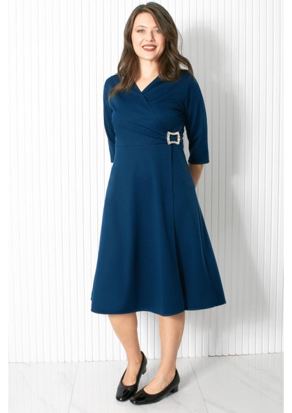 Broş Detaylı Abiye Elbise Lacivert FHM912 fiyatları