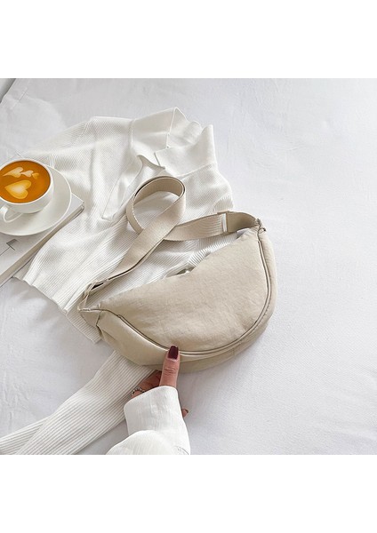 Bej KBW161 Kadın Tek Omuz Crossbody Koltuk Altı Çanta 2023 Yeni Hilal Ay Göğüs Çanta Moda Japon Bayanlar Hamur Çanta (Yurt Dışından)