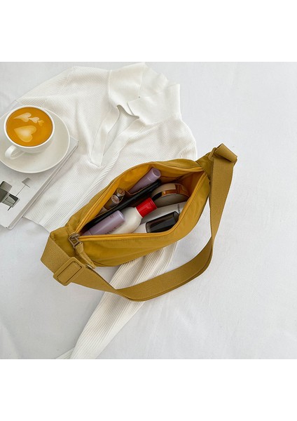 Bej KBW161 Kadın Tek Omuz Crossbody Koltuk Altı Çanta 2023 Yeni Hilal Ay Göğüs Çanta Moda Japon Bayanlar Hamur Çanta (Yurt Dışından) fırsatları