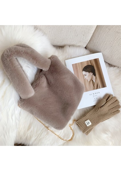 08 Yeni Kış Düz Renk Koltuk Altı Çantası Yumuşak Peluş Küçük Omuzdan Askili Çanta Kadın Sıcak Kabarık Lüks Tasarım Taklit Vizon Kürk Çanta (Yurt Dışından) fırsatları