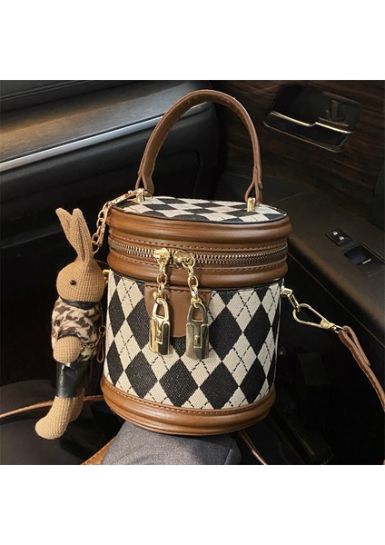 Tavşan Kolye Dahil Popüler Moda Küçük Crossbody Çanta Taşınabilir Kova Çanta Kadın Çanta Bayanlar Kadın Omuz Çantaları (Yurt Dışından) fırsatları