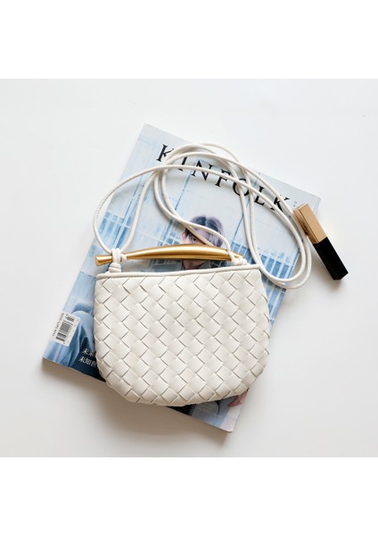 C5 Sağlam ve Son Derece Dayanıklı Yeni Kadın Çanta Crossbody Çanta Niş Mini Elmas Sardalya Çanta Örgü Çanta (Yurt Dışından) fiyatları