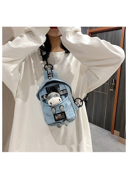 Koyu Mavi Ayı ZR376 Denim Kadın 2023 Yeni Japon Sevimli Ayı Bir Omuz Göğüs Çantası Trendy Serin Işık Karikatür Crossbody Telefon Çantası (Yurt Dışından) indirimleri