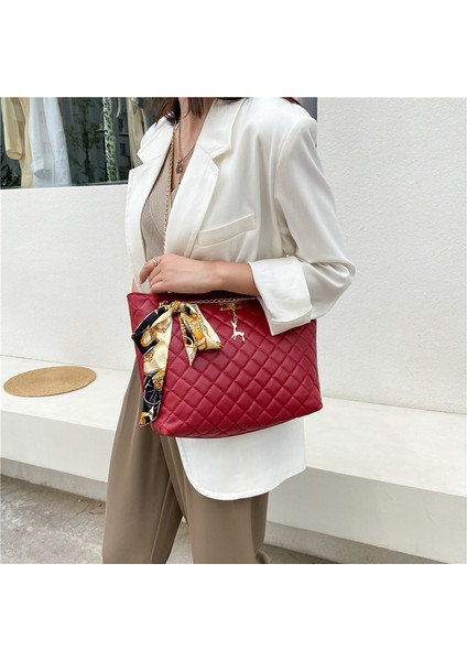 Gümüş Yeni Düz Renk Kadın Omuz Çantası Kore Versiyonu Moda Rahat Ringgertot Çanta Trend Ipek Eşarp Metal Zincir Messenger Çanta (Yurt Dışından) indirimleri