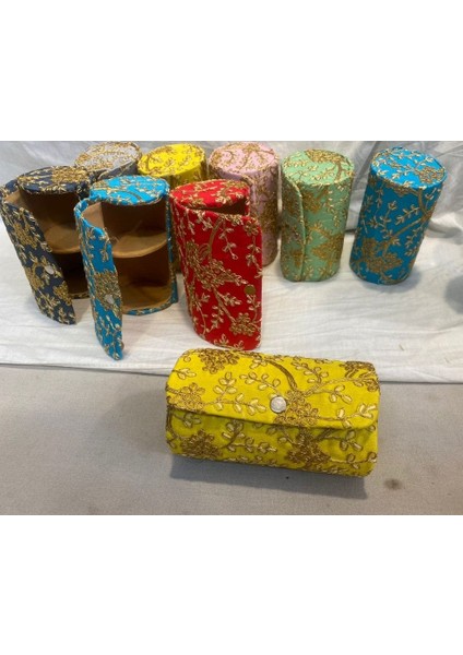 Görüntü Başına Kadın Bileklik Kutuları Hint Düğün Misafirler Için Karşılık Hediye Bayanlar El Çantaları El Yapımı Işlemeli Debriyaj Torbalar Küpe Kutusu (Yurt Dışından) modelleri