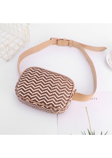 2 Yeni Moda Dalgalı Örgülü Hasır Çanta Basit Retro Kolej Tarzı Kare Göğüs Çantası (Yurt Dışından) fırsatları