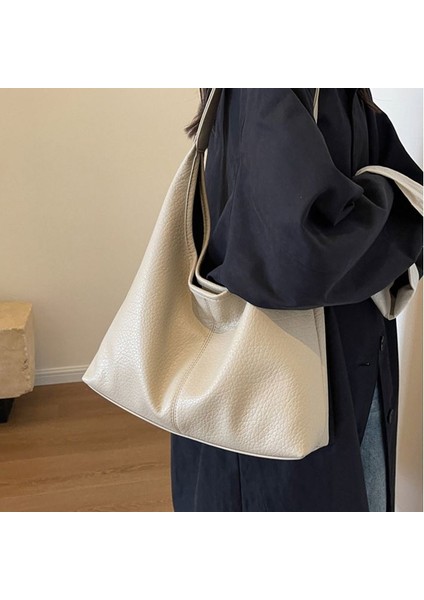 Siyah Yeni Trendy ve Moda Kadın Çanta Tarzı Hakiki Deri Omuz Çantasımoda Çanta (Yurt Dışından)
