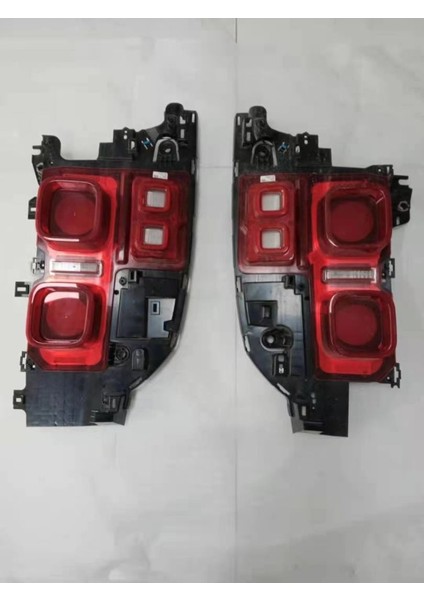 Lr defender ledli stop lambası kırmızı 2020+