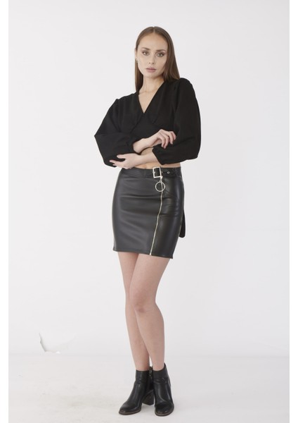 Deri Görünümlü Fermuar Detaylı Mini Etek modelleri