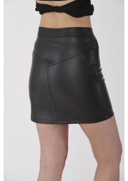 Deri Görünümlü Fermuar Detaylı Mini Etek fırsatları