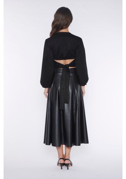 Siyah Süet Arkadan Bağcıklı Crop Buluz fırsatları