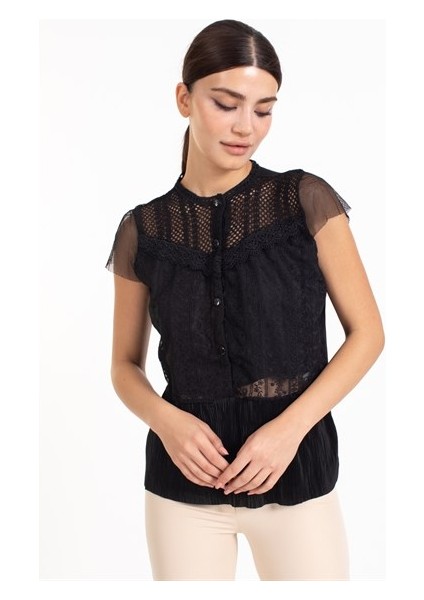 4s Bayan Önü Dügmeli Kolsuz Bluz Siyah