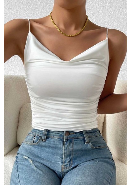 Kadın Kolsuz Askılı Degaje Yaka Bluz Crop