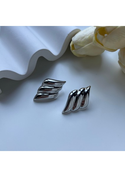Silver Asimetrik Bombeli Küpe