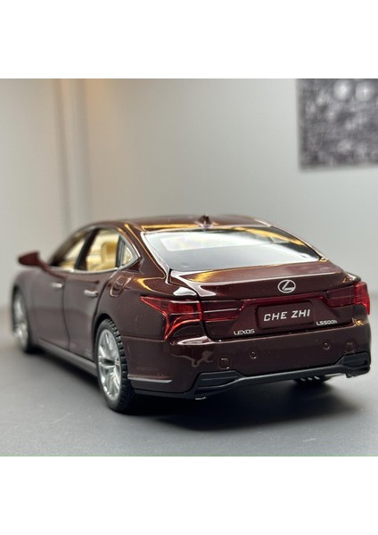 1:32 Ölçekli Lexus LS500H Model Araba (Yurt Dışından)