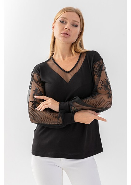 Kadın Siyah Yakası Tüllü Koları Dantelli Mevsimlik Ince Triko Buz