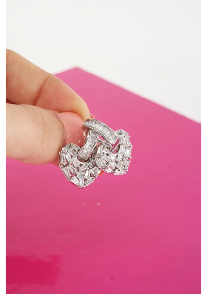 Kadın Vip Seri Baget Zirkon Taşlı Küpe Seti fırsatları