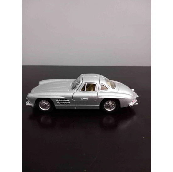 Kinsmart 1/36 Ölçek 1954 Mercedes 300 Sl Metal Model