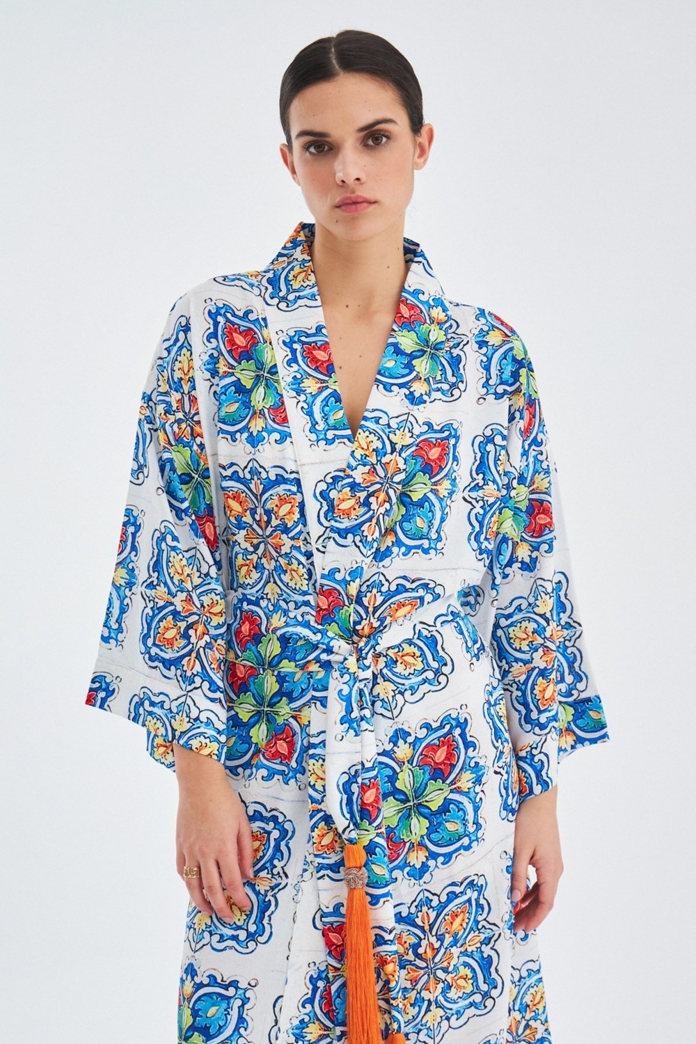 Peraluna RIA KİMONO Çini Desenli 127 CM Püskül Kemer Detaylı Saten Kadın Kimono - Çok Renkli görsel 2