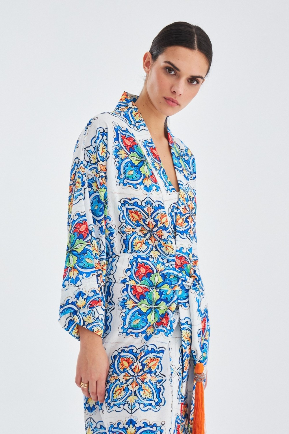 Peraluna RIA KİMONO Çini Desenli 127 CM Püskül Kemer Detaylı Saten Kadın Kimono - Çok Renkli görsel 5