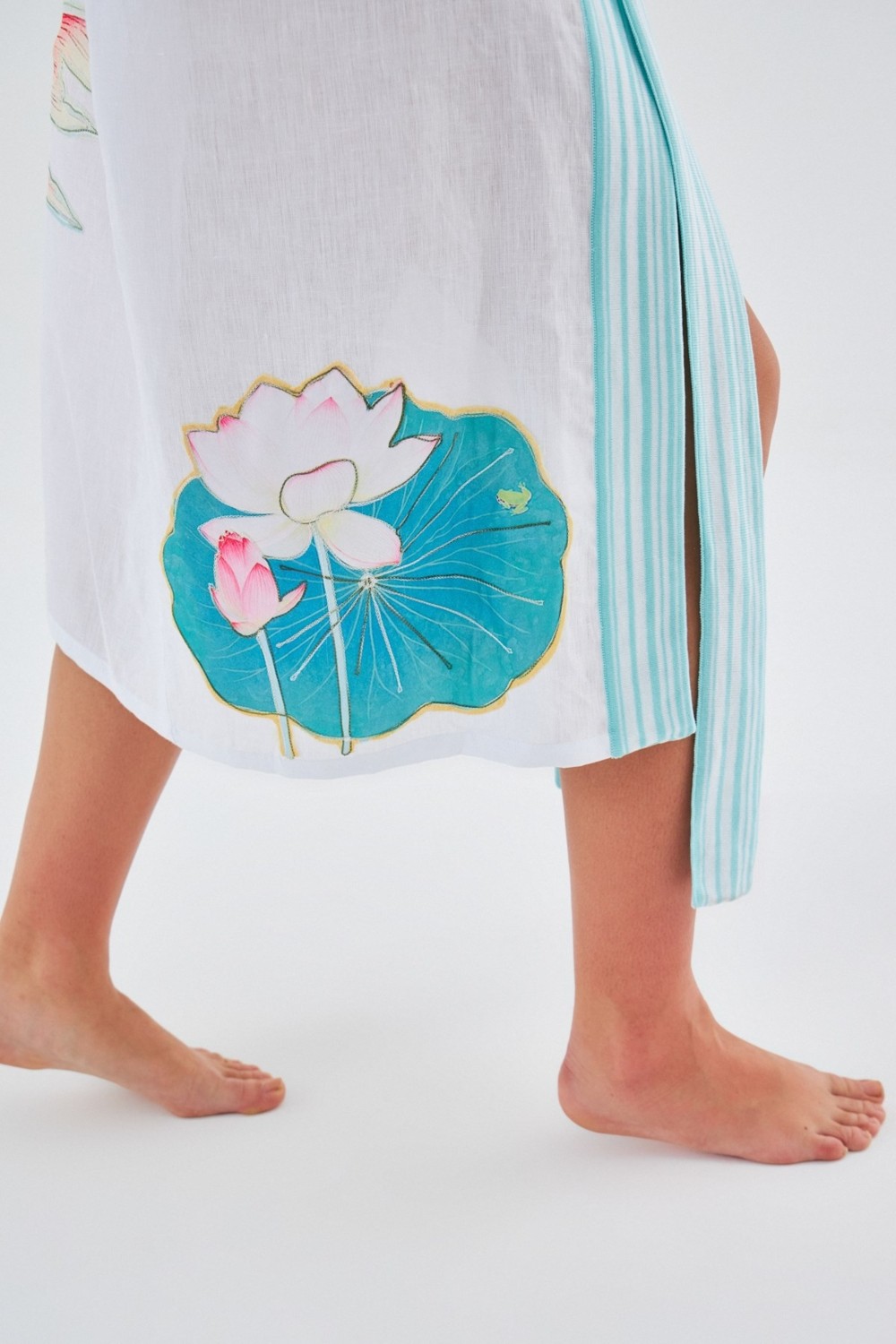Peraluna LOTUS Balık Aplikeli Keten Karışımlı Diz Altı Kadın Kimono - Beyaz görsel 5