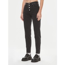 Calvin Klein Mom Jean