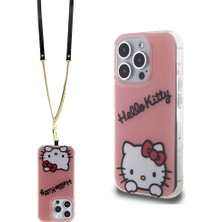 Cupcase Apple iPhone 15 Pro Kılıf Hello Kitty Orjinal Lisanslı Askılı Yazı ve Ikonik Logolu Daydreaming Kapak