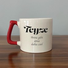 Mor Mürekkep Teyze Baskılı Kırmızı Kulplu D Kupa