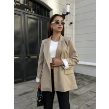 Elif Özbey Bej Kolu Katlamalı Ceket