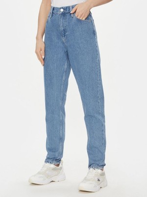 Calvin Klein Mom Jean