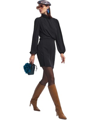 Explosion Minimalist Boğazlı Uzun Kol Mini Abiye Elbise - Şık ve Modern