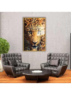 Gaagart Metal Çerçeveli Temperli Cam Tablo Yakın Çekim Leopar