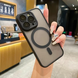 iPhone 15 Cilt Hissi Manyetik Çekim Cep Telefonu Kılıfı (Yurt Dışından)