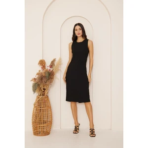 Darlin Moda Siyah Yırtmaç Detaylı Kolsuz Elbise Dm1032