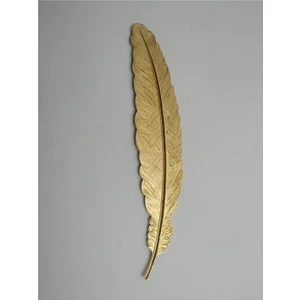 Metal Pirinç Kitap Ayracı Sarı Renkli Yaprak Temalı 11,5 cm Hediyelik Parça