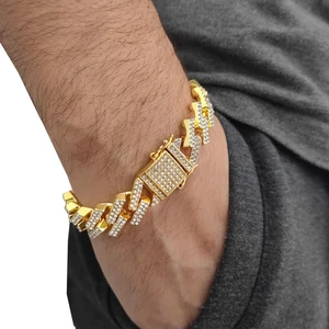 15 Mm. Gold Kalın Taşlı Alloy Erkek Bileklik EK19SR