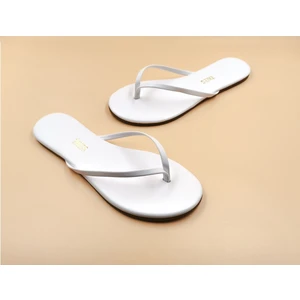 Klasik Kadın Topuksuz Beyaz Parmak Arası Terlik