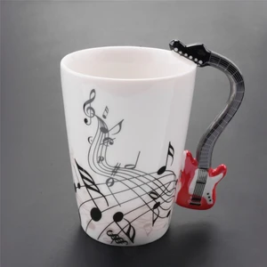 Müzik Tarzı Gitar Seramik Kupa Kahve Çay Süt Çıta Bardak Saplı Kahve Kupa Yenilik Hediyeler Kırmızı Gitar Siyah Ücretsiz (Yurt Dışından)
