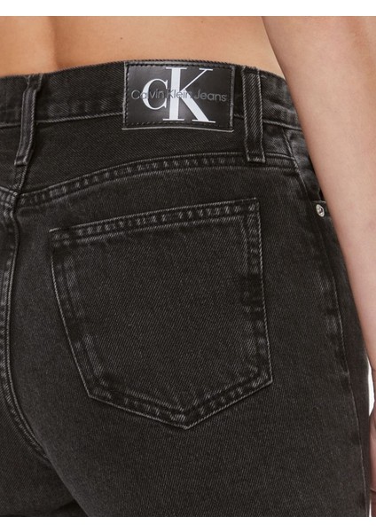 Calvin Klein Mom Jean