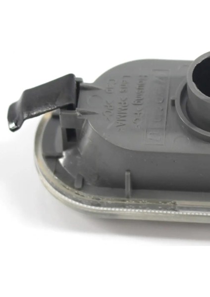 Beyaz Stil De Işaretleyici Işık Muhafaza Aksesuar Değiştirme Oval Dış Uyarı Gümrükleme Lambası Çerçeve 1j Vw Bora Golf 4 Mk4 Için (Yurt Dışından) modelleri