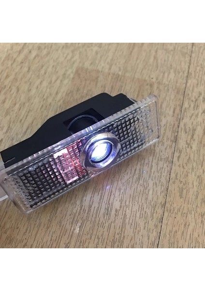 1 Parça Logo Kapı Lambası X5 E70 E60 E90 F10 F20 X1 X3 E92 E Serisi LED Araba Karşılama Işığı Lazer Projektör Hayalet Lambası (Yurt Dışından)